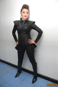 Fitri Carlina dijumpai di Acara PANGGUNG PILIHAN