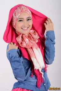 Foto-Foto Cantik PJ 7 Icons - Lebih Nyaman Berhijab