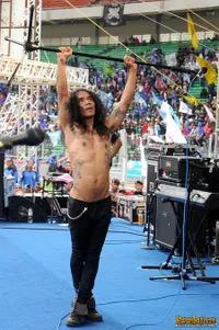 Foto-Foto Konser May Day Slank di Hari Buruh