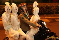 Foto - Foto Adegan Film BUKAN POCONG BIASA
