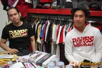Foto Damn I Love Indonesia Daniel Mananta Dibajak Singapura