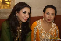 Foto Dipajang - Manohara Merasa Dirugikan Ustad Guntur Bumi