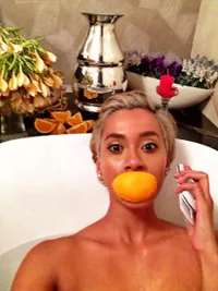 Foto Gokil Model Cantik Kimmy Jayanti Yang Tak Kamu Sangka