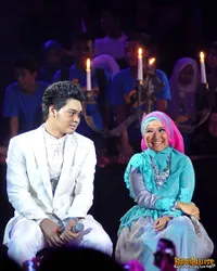 Foto Manisnya Duet Fatin Shidqia dan Mikha Angelo
