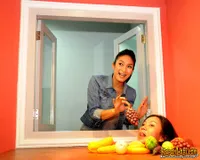 Foto Unik Happy Salma di Museum Trick Art - Awas Tertipu