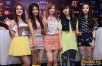 Foto Wonder Girls Preskon di Jakarta Indonesia