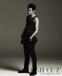 Foto Yoochun JYJ Untuk HIGH CUT