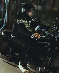 Gagah dan Penuh Jiwa Petualang, Gaya Biker Raffi Ahmad Saat di Atas Motor Laki Banget