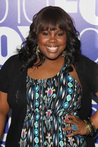 Gak Nyangka, 7 Penyanyi Wanita Ini Pernah Ditolak American Idol