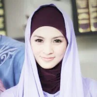 Galeri Donita Berhijab Cantik, Makin Manis Dan Syahdu Abis