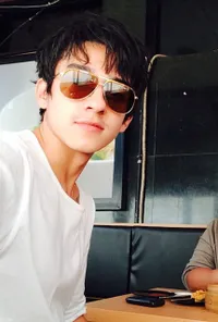 Gantengnya Aliff Alli, Adik Miller Yang Punya Otot Mendebarkan