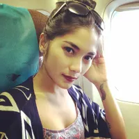 Garneta Haruni, Mantan Istri Didi Mahardika Yang Makin Memesona