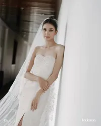 Gaun Pernikahan Mikha Tambayong dari Prosesi Sampai Resepsi yang Simple Tapi Elegan, Pakai Dress Pengantin Mama Jadi Sorotan
