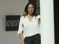 Gaya Cantik Bak Model Gauri Khan di Dubai & Paris, Sosialita Abis