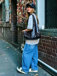 Gaya Liburan Rina Nose di Melbourne Bareng Suami, Makin Stunning Usai Oplas!