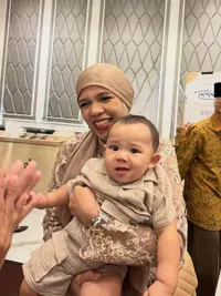 Gen Halilintar di Tedak Siten Baby Arash, Geni Faruk Ungkap Doa Baik