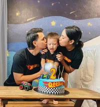 Genap 2 Tahun, Potret Qeenan Anak Marcell Darwin yang Makin Ganteng - Gak Kalah Tampan Dari Sang Ayah