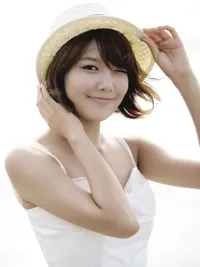 Genap 30 Tahun, Intip 8 Potret Transformasi Choi Sooyoung dari Predebut Hingga Sekarang