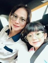 Genap 4 Tahun, Ini Potret Sierra Anak Kinaryosih yang Imut dan Menggemaskan - Disebut Seperti Anak-Anak Korea