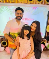 Genap Berusia 10 Tahun, Aaradhya Bachchan Makin Cantik dan Disebut Copy-Paste Aishwarya Rai