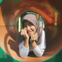 Ghaniya Salma, Putri Opick Yang Cantik dan Berbakat Jadi Model