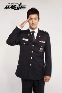 Ganteng Mana Choi Siwon Waktu Berseragam Atau Topless