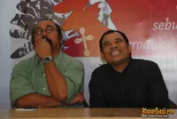 Garin Nugroho-Djaduk Ferianto di Beach Resto