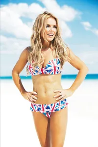 Geri Halliwell Dan Koleksi Gaun Union Jack Terbaru