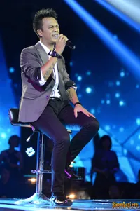 Gio Idol Tampil Romantis Dengan You are Still The One