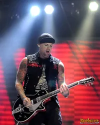 Good Charlotte-Frente-Kensington di Java RockinLand 2011 Day 3