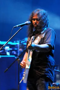 Gugun Blues Shelter di Djarum Super Jakarta Blues Festival 2012 di Tennis Indoor Senayan