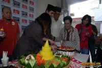 Gugun Gondrong Gelar Syukuran