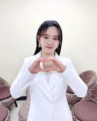 Hadiah Untuk Sahabat, Younha Kasih Lagu Gratis untuk OST 'QUEEN OF TEARS' yang Dibintangi Kim Ji Won