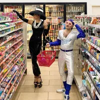 Halloween Ala Hollywood, Tirukan Tokoh Kartun Sampai Sesama Artis!