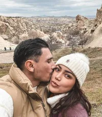 Hamil 16 Minggu, 8 Potret Sikap Manis Vincent Verhaag ke Jessica Iskandar yang So Sweet Banget - Semakin Perhatian