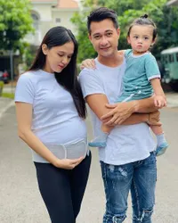 Hamil Anak Ketiga, Baby Bump Meiza Aulia Istri Eza Gionino Makin Terlihat - Aura Kecantikan Kian Terpancar