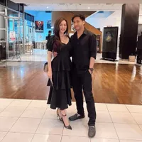 Hamil Lima Bulan, Potret Vicy Melanie Istri Kevin Apirlio yang Tetap Terlihat Langsing - Bumil Makin Menawan