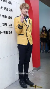 Happy Graduation! Para Idola Korea Ini Telah Lulus SMA dan SMP