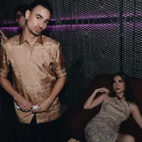 Hapus Nama Sinclair di IG, 8 Potret Kenangan BCL dengan Mendiang Ashraf Ini Masih Tersimpan - Siap Jalani Hidup Baru