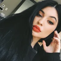 Harga Selangit, Ini Lho Lip Kit Kylie Jenner Yang Bikin Heboh Itu