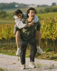 Hasil Foto-Foto di Film 'SORE: ISTRI DARI MASA DEPAN' Ternyata Jepretan Asli Dion Wiyoko