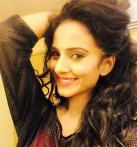 Heena Parmar, Pemeran Anarkali 'Jodha Akbar' Yang Cantik Jelita 