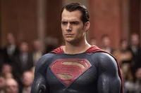 Henry Cavill Dikabarkan Berhenti Berperan Sebagai Superman!