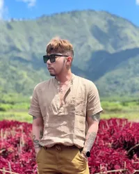 Hidupnya Sempat Divonis Tinggal 2 Tahun, 10 Potret Roy Kiyoshi yang Fungsi Jantungnya Sisa 15% - Kondisinya Kini Makin Baik