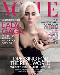 Hitam Putih Dunia Lady Gaga di Cover Vogue Terbaru