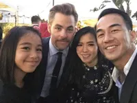 Hollywood Star! Joe Taslim & Istri di World Premiere 'STAR TREK'