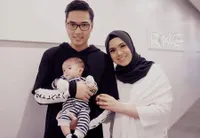 Hubungan Berawal dari Perselingkuhan, Potret Nycta Gina dan Rizky Kinos Rayakan Anniversary Pernikahan Ke-8