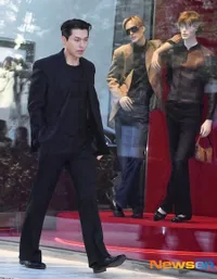 Hyun Bin di Gala Dinner Baeksang Arts Awards, Ganteng Maksimal