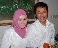 Hanung - Zaskia di Kediaman Din Syamsuddin