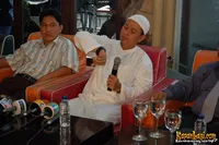 Hanung Bramantyo dan Opick